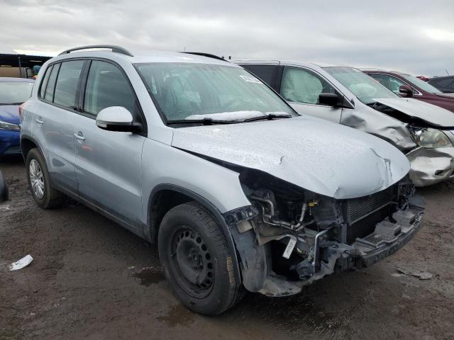 Photo 3 VIN: WVGBV7AX1HK042767 - VOLKSWAGEN TIGUAN 