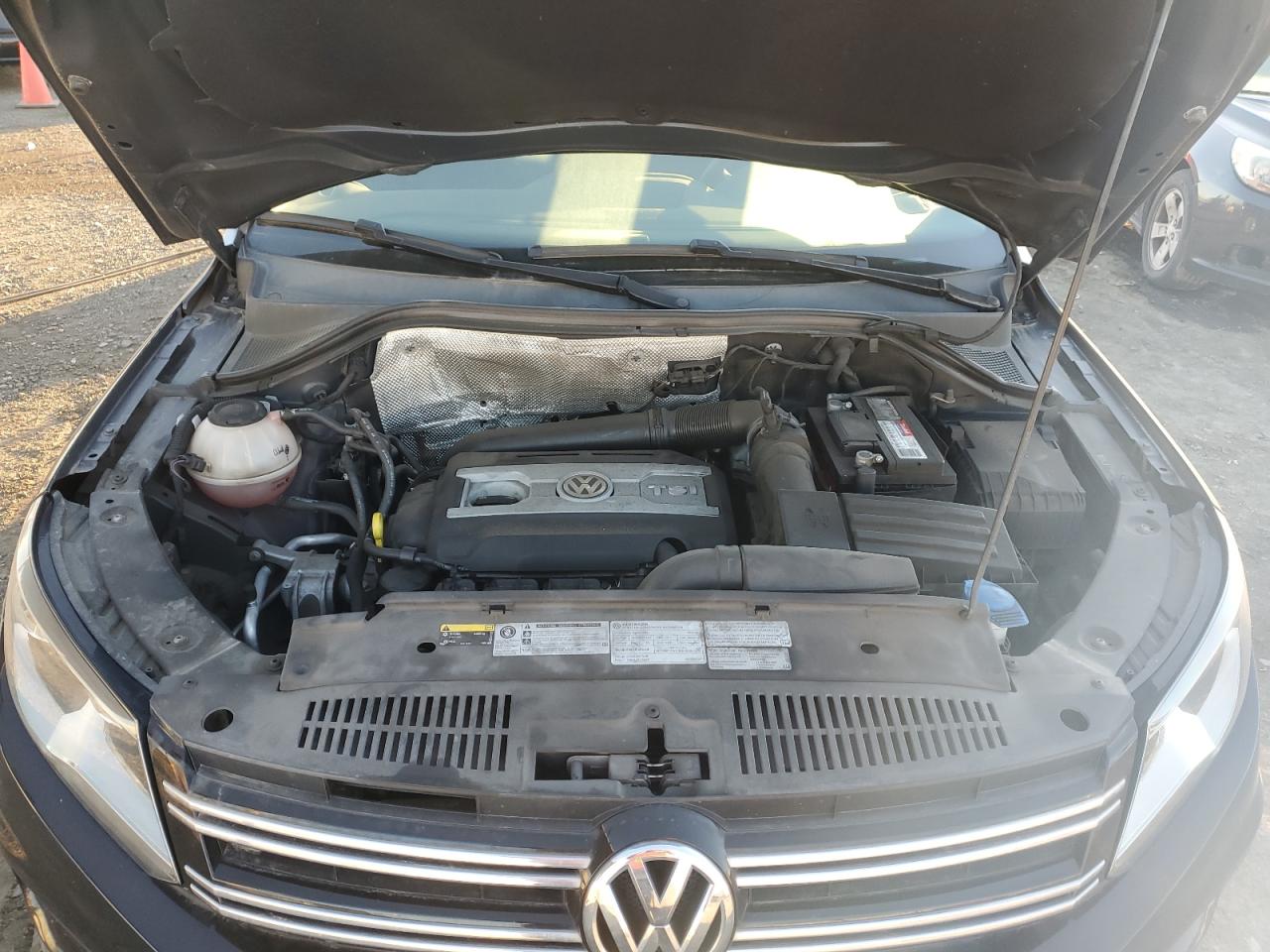 Photo 11 VIN: WVGBV7AX1HK048195 - VOLKSWAGEN TIGUAN 