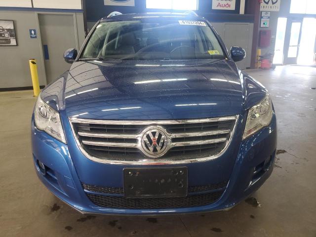 Photo 4 VIN: WVGBV7AX2AW003796 - VOLKSWAGEN TIGUAN 