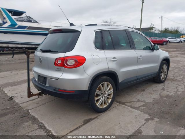 Photo 3 VIN: WVGBV7AX2AW508818 - VOLKSWAGEN TIGUAN 