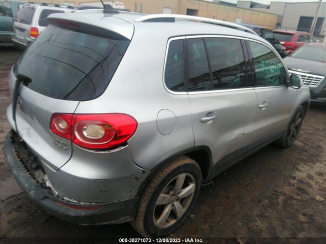 Photo 3 VIN: WVGBV7AX2AW532875 - VOLKSWAGEN TIGUAN 