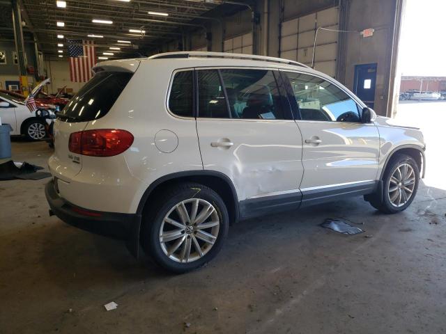 Photo 2 VIN: WVGBV7AX2CW546052 - VOLKSWAGEN TIGUAN S 