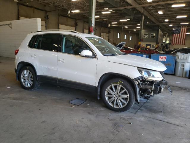 Photo 3 VIN: WVGBV7AX2CW546052 - VOLKSWAGEN TIGUAN S 