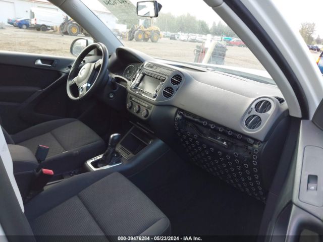 Photo 4 VIN: WVGBV7AX2FW507269 - VOLKSWAGEN TIGUAN 