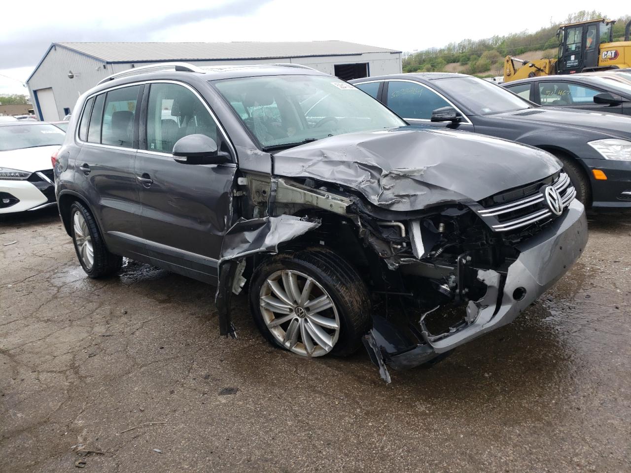 Photo 3 VIN: WVGBV7AX2FW558769 - VOLKSWAGEN TIGUAN 