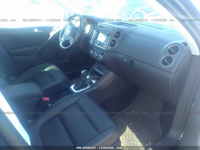 Photo 4 VIN: WVGBV7AX2FW567200 - VOLKSWAGEN TIGUAN 