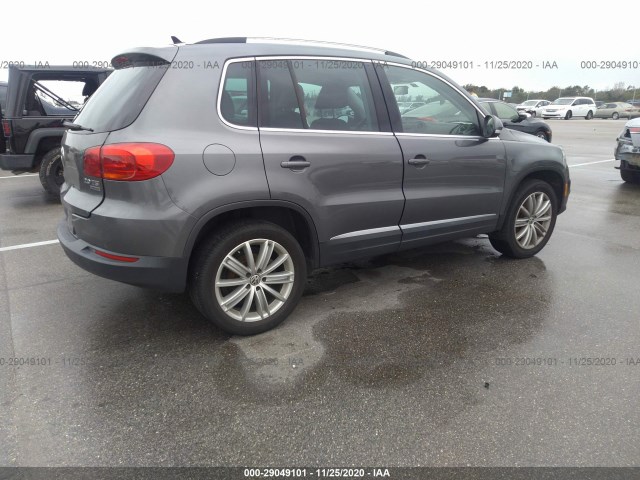 Photo 3 VIN: WVGBV7AX2FW589133 - VOLKSWAGEN TIGUAN 