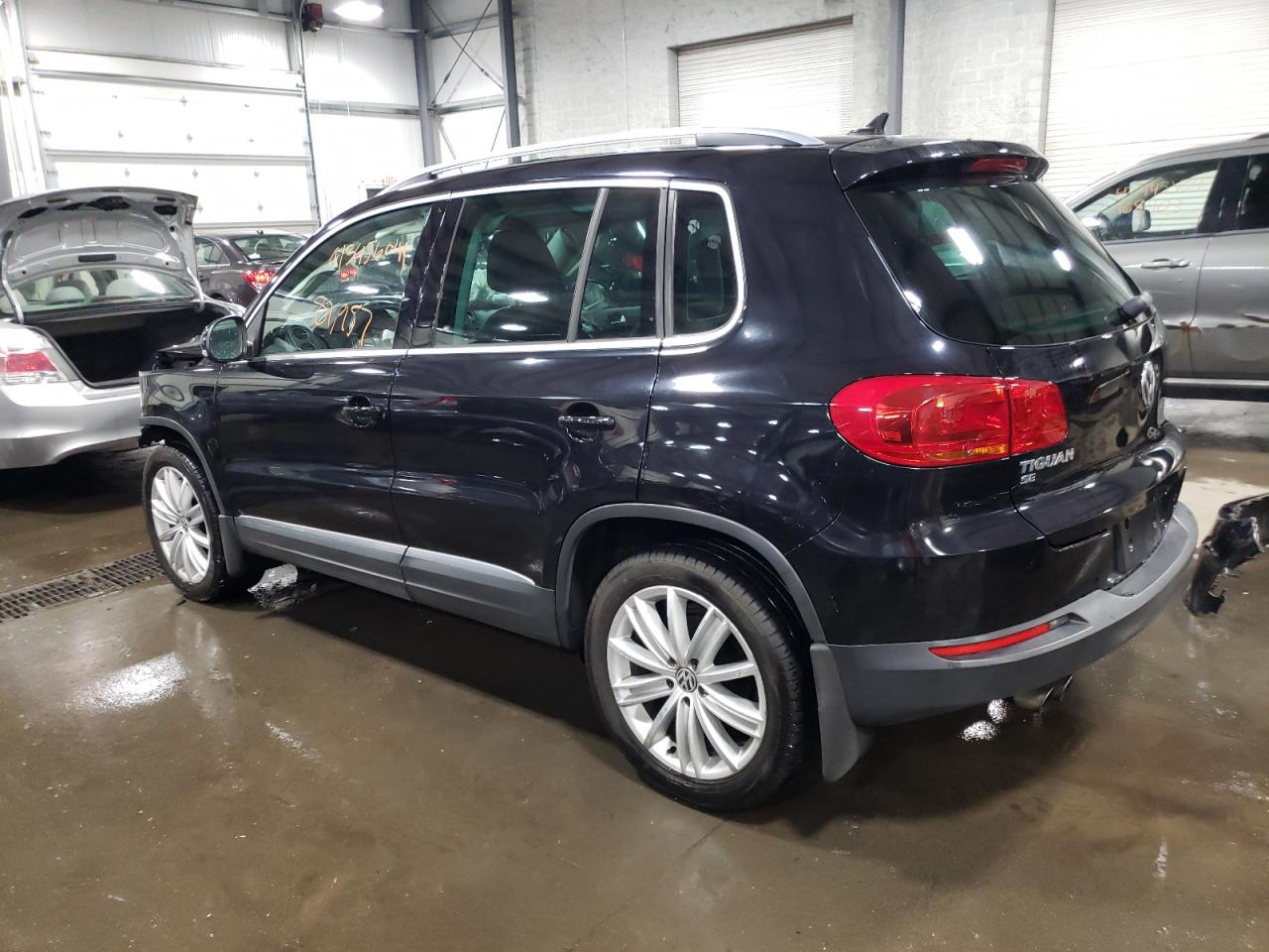 Photo 1 VIN: WVGBV7AX2GW564265 - VOLKSWAGEN TIGUAN 