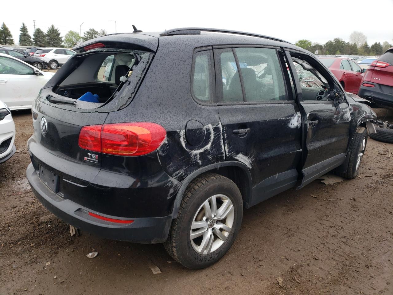 Photo 2 VIN: WVGBV7AX2GW611052 - VOLKSWAGEN TIGUAN 