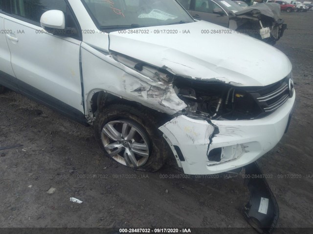 Photo 5 VIN: WVGBV7AX2HK029526 - VOLKSWAGEN TIGUAN 