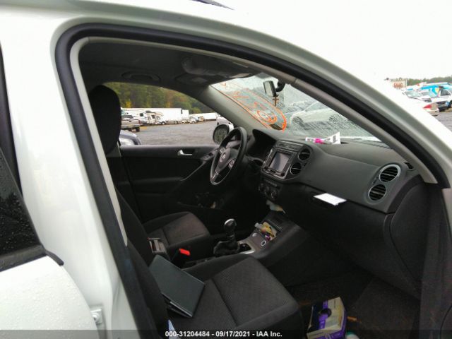 Photo 4 VIN: WVGBV7AX2JK001327 - VOLKSWAGEN TIGUAN 