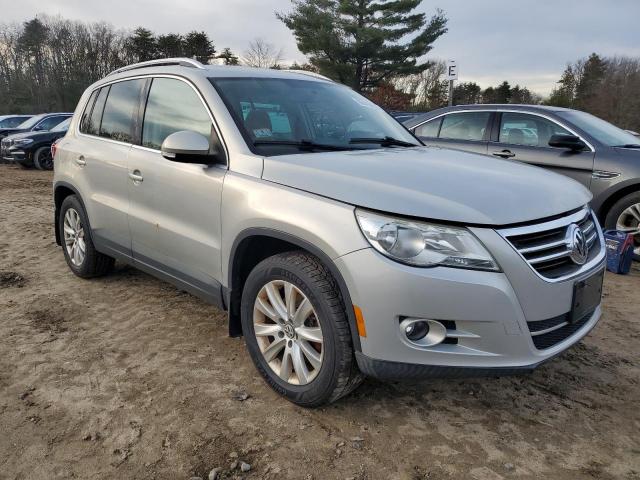 Photo 3 VIN: WVGBV7AX3AW000227 - VOLKSWAGEN TIGUAN 