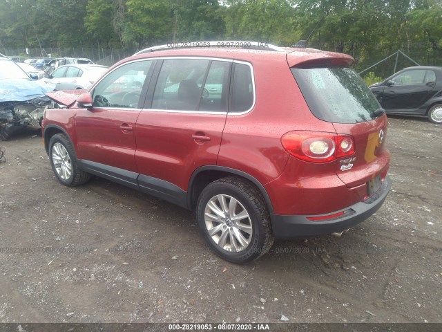 Photo 2 VIN: WVGBV7AX3AW000700 - VOLKSWAGEN TIGUAN 