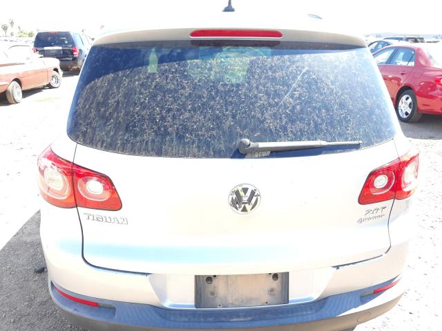 Photo 8 VIN: WVGBV7AX3AW511341 - VOLKSWAGEN TIGUAN SE 