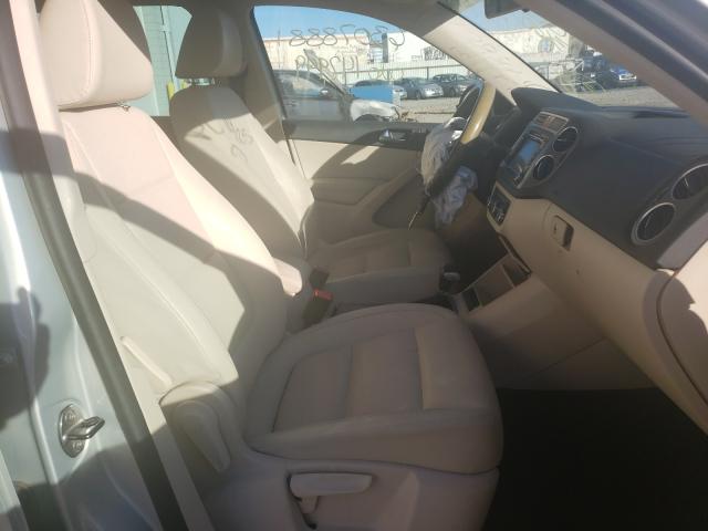 Photo 4 VIN: WVGBV7AX3AW530133 - VOLKSWAGEN TIGUAN SE 