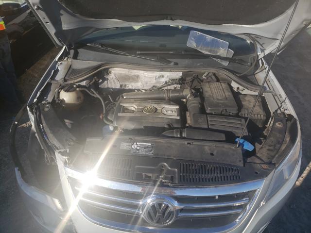 Photo 6 VIN: WVGBV7AX3AW530133 - VOLKSWAGEN TIGUAN SE 