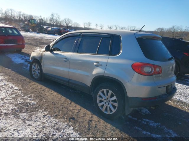 Photo 2 VIN: WVGBV7AX3AW534487 - VOLKSWAGEN TIGUAN 