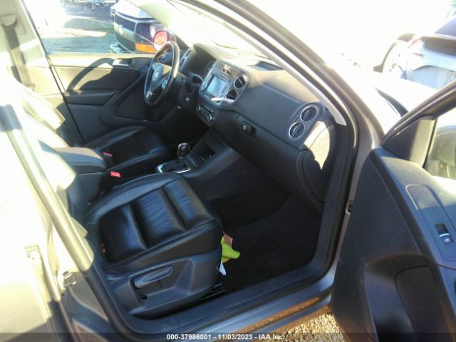 Photo 4 VIN: WVGBV7AX3BW515567 - VOLKSWAGEN TIGUAN 