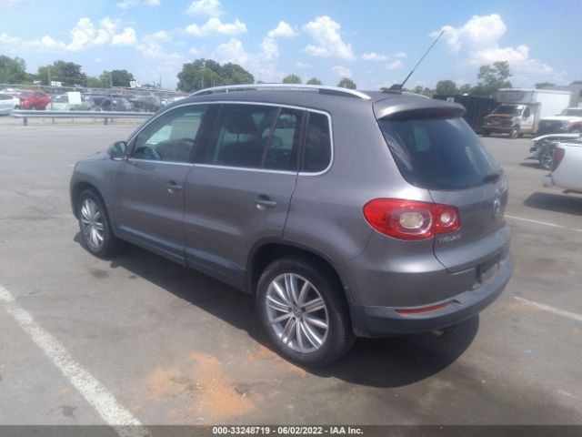 Photo 2 VIN: WVGBV7AX3BW558497 - VOLKSWAGEN TIGUAN 