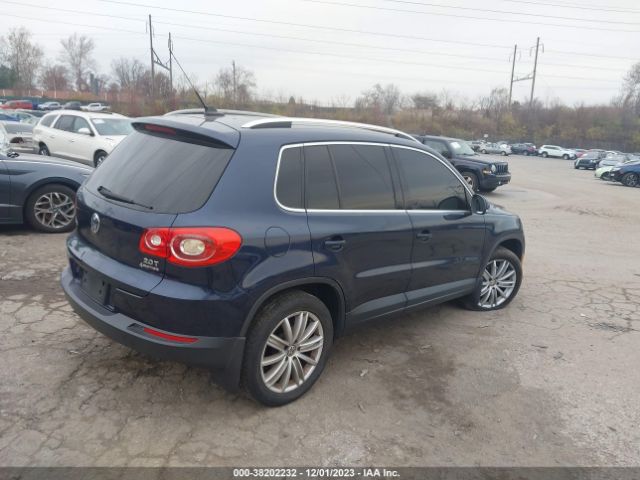 Photo 3 VIN: WVGBV7AX3BW562758 - VOLKSWAGEN TIGUAN 