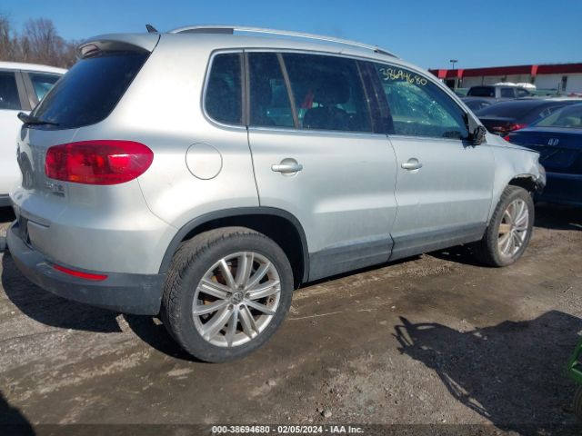 Photo 3 VIN: WVGBV7AX3CW573213 - VOLKSWAGEN TIGUAN 