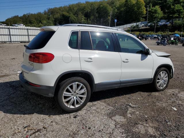 Photo 2 VIN: WVGBV7AX3FW102750 - VOLKSWAGEN TIGUAN S 