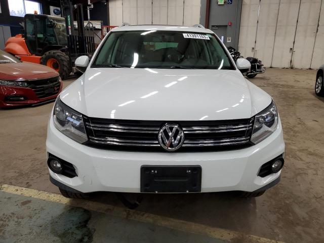 Photo 4 VIN: WVGBV7AX3FW116227 - VOLKSWAGEN TIGUAN S 