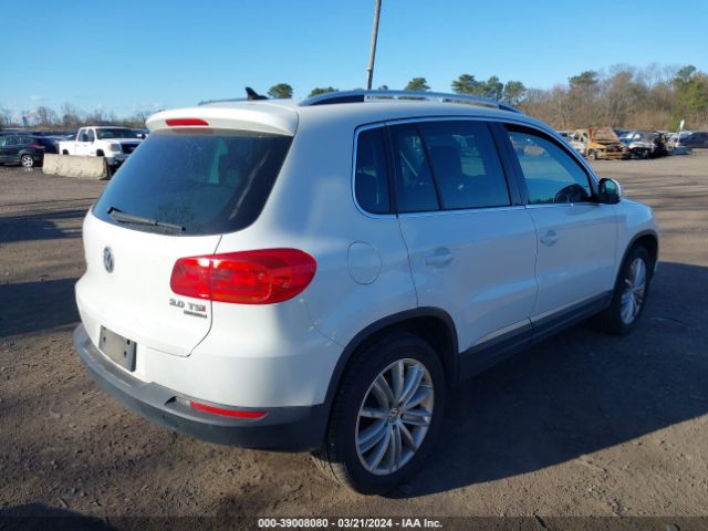 Photo 3 VIN: WVGBV7AX3FW504073 - VOLKSWAGEN TIGUAN 