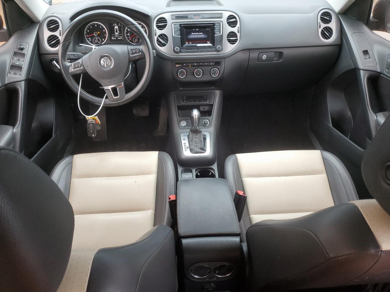 Photo 7 VIN: WVGBV7AX3GW598375 - VOLKSWAGEN TIGUAN 