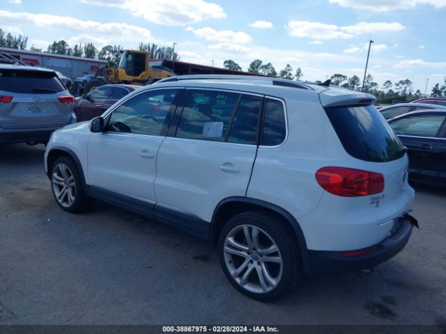 Photo 2 VIN: WVGBV7AX3GW603350 - VOLKSWAGEN TIGUAN 