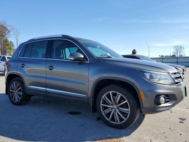 Photo 3 VIN: WVGBV7AX3GW607169 - VOLKSWAGEN TIGUAN 