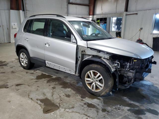 Photo 3 VIN: WVGBV7AX3GW614218 - VOLKSWAGEN TIGUAN S 