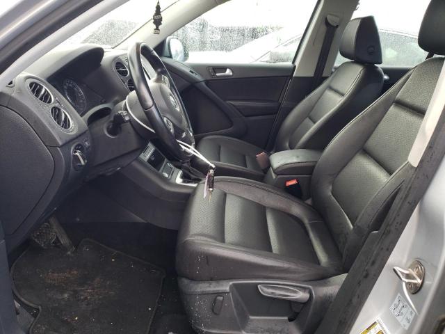 Photo 6 VIN: WVGBV7AX3HK030152 - VOLKSWAGEN TIGUAN 