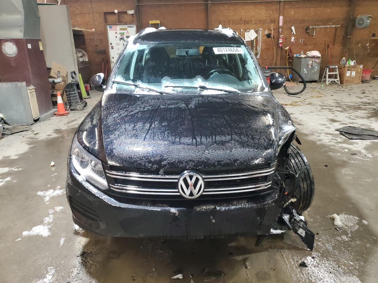 Photo 4 VIN: WVGBV7AX3JK002289 - VOLKSWAGEN TIGUAN 