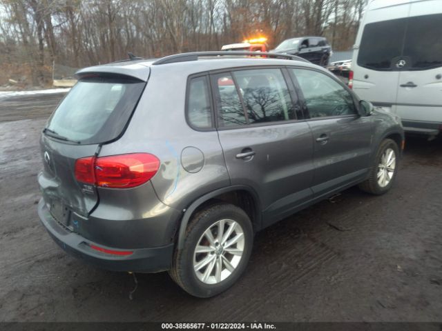 Photo 3 VIN: WVGBV7AX3JK003815 - VOLKSWAGEN TIGUAN LIMITED 