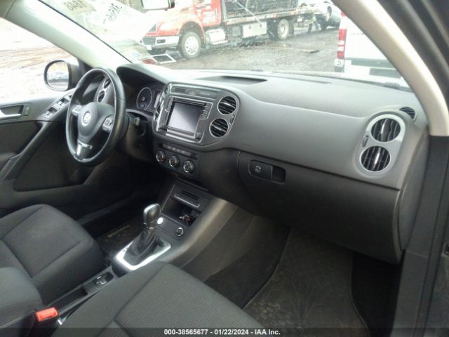 Photo 4 VIN: WVGBV7AX3JK003815 - VOLKSWAGEN TIGUAN LIMITED 