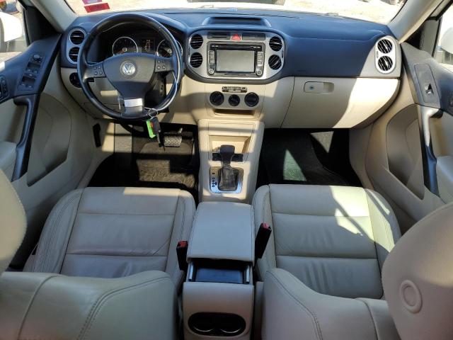 Photo 7 VIN: WVGBV7AX4AW502650 - VOLKSWAGEN TIGUAN 