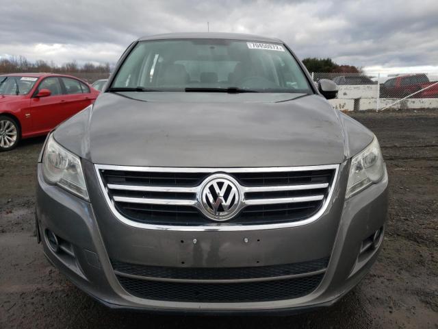 Photo 4 VIN: WVGBV7AX4AW513616 - VOLKSWAGEN TIGUAN SE 