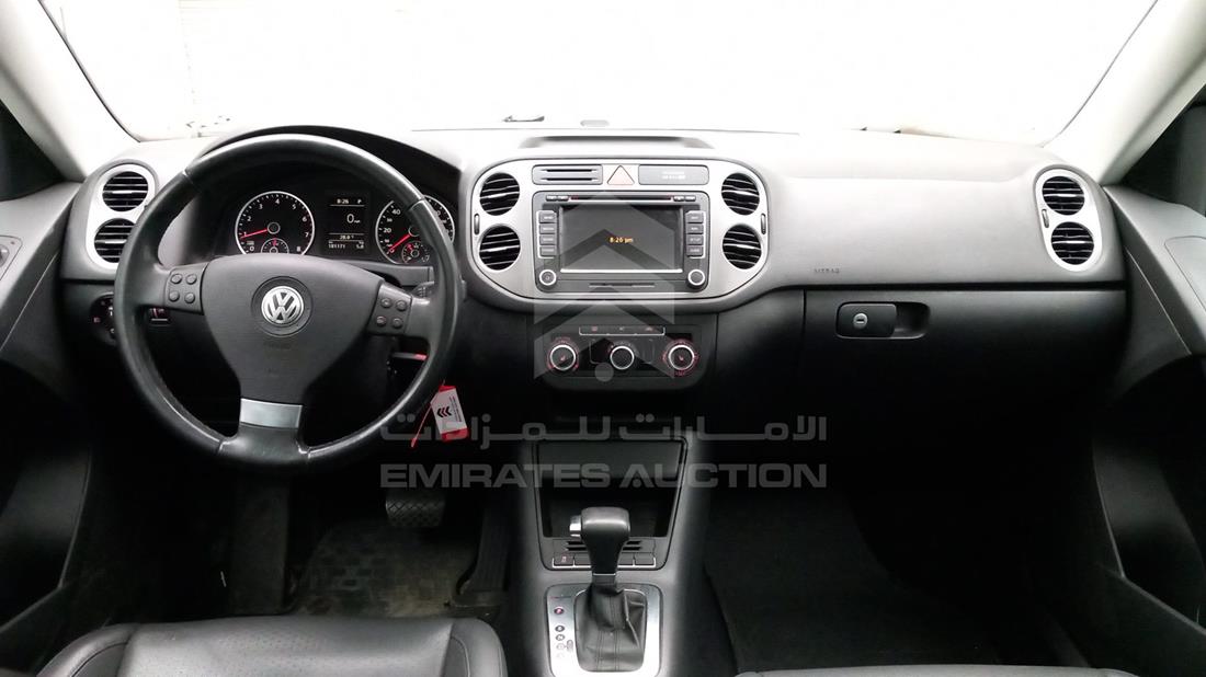 Photo 14 VIN: WVGBV7AX4AW523501 - VOLKSWAGEN TIGUAN 