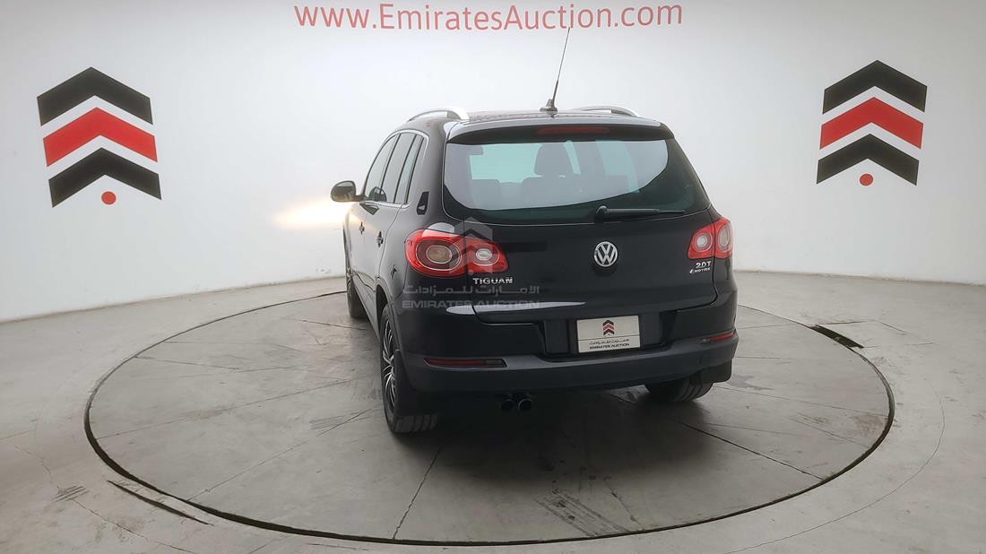 Photo 5 VIN: WVGBV7AX4AW523501 - VOLKSWAGEN TIGUAN 