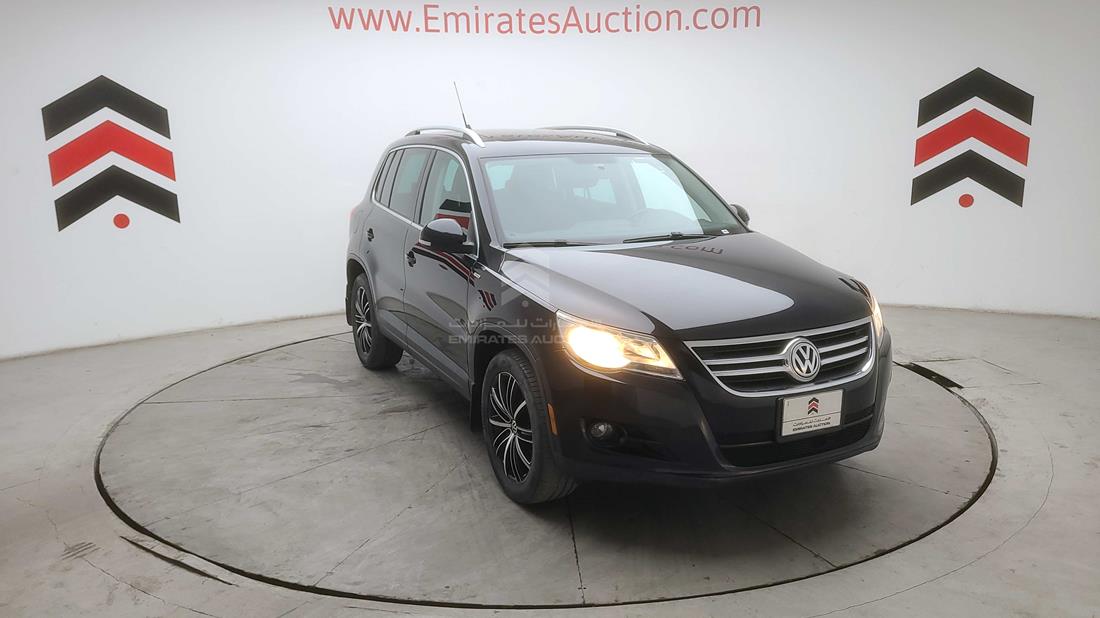 Photo 8 VIN: WVGBV7AX4AW523501 - VOLKSWAGEN TIGUAN 