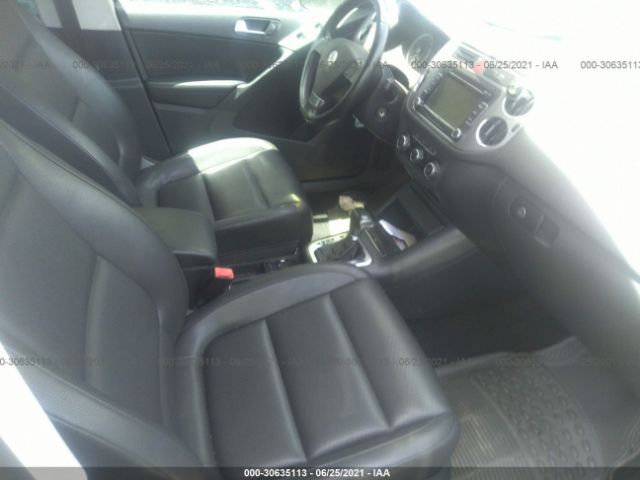 Photo 4 VIN: WVGBV7AX4AW526088 - VOLKSWAGEN TIGUAN 