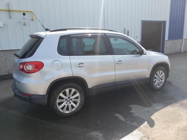 Photo 2 VIN: WVGBV7AX4AW530481 - VOLKSWAGEN TIGUAN SE 