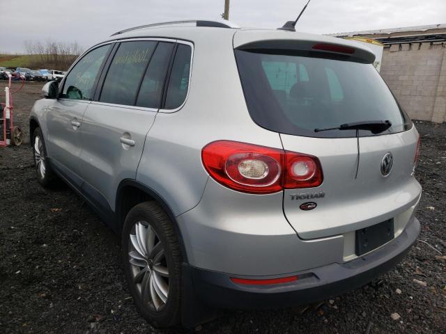 Photo 2 VIN: WVGBV7AX4BW535875 - VOLKSWAGEN TIGUAN S 