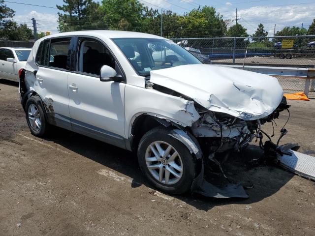 Photo 3 VIN: WVGBV7AX4BW548299 - VOLKSWAGEN TIGUAN S 