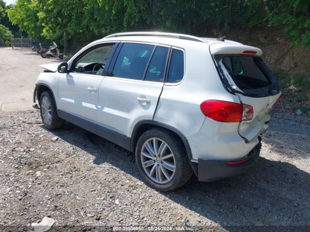 Photo 2 VIN: WVGBV7AX4FW511744 - VOLKSWAGEN TIGUAN 