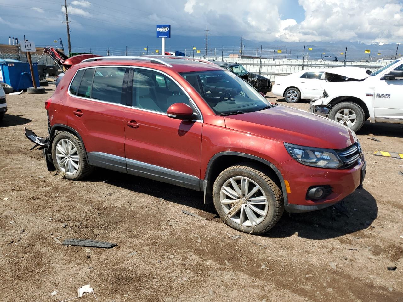 Photo 3 VIN: WVGBV7AX4GW024335 - VOLKSWAGEN TIGUAN 