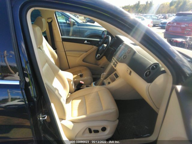 Photo 4 VIN: WVGBV7AX4GW560220 - VOLKSWAGEN TIGUAN 