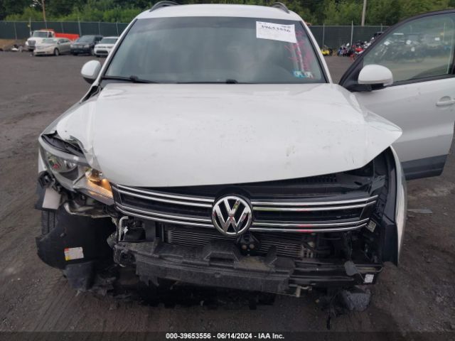 Photo 5 VIN: WVGBV7AX4GW581584 - VOLKSWAGEN TIGUAN 