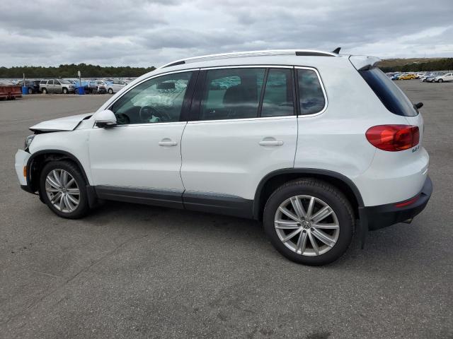 Photo 1 VIN: WVGBV7AX4GW588504 - VOLKSWAGEN TIGUAN S 